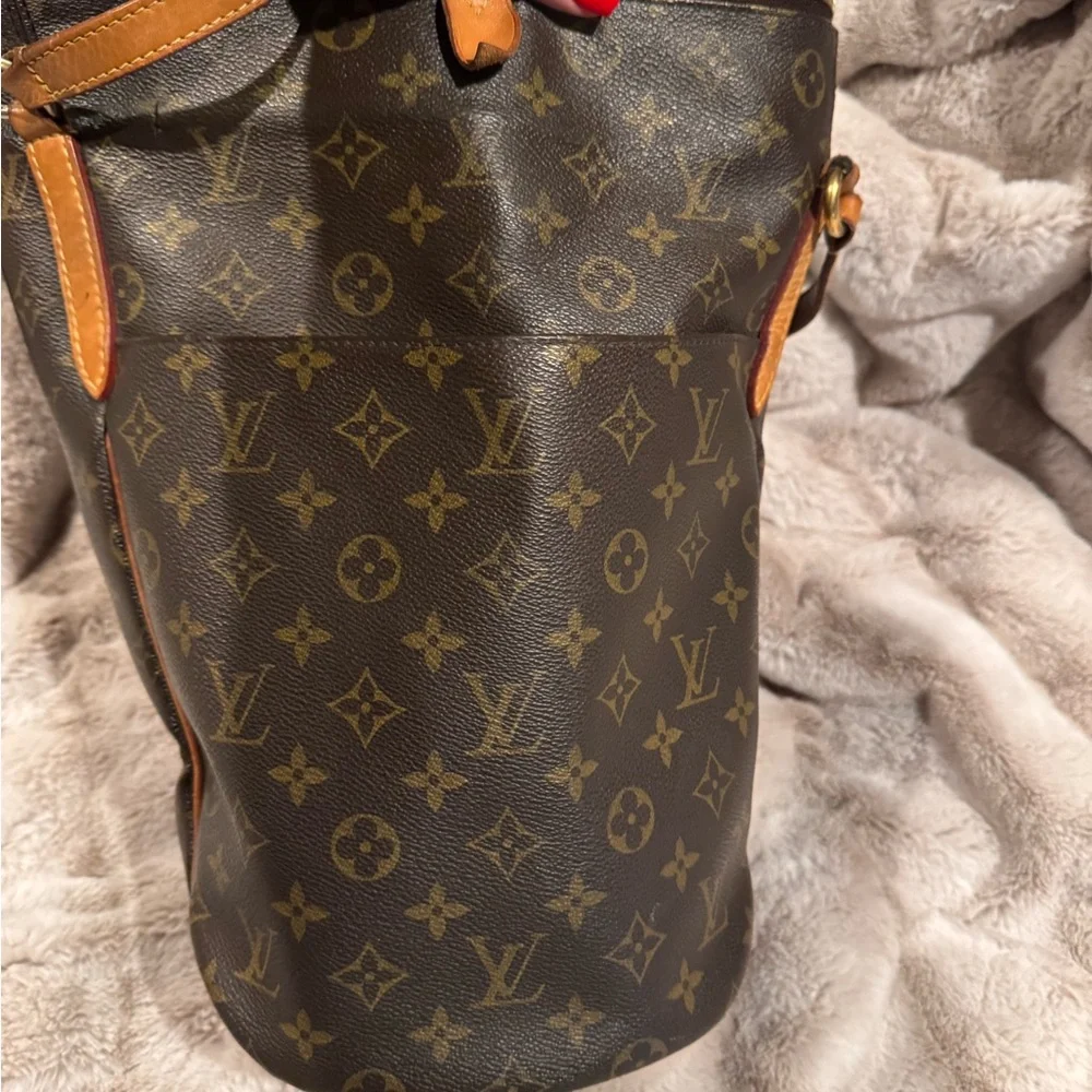 Louis Vuitton Classic Monogram Totally “GM” - Picture 10 of 16